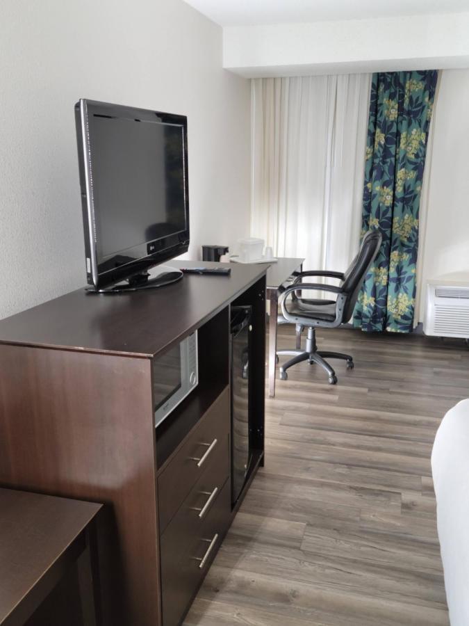 Quality Inn Terre Haute University Area Exterior foto
